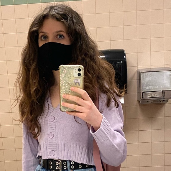 Meet your Posher, Ava - Picture 1 of 1